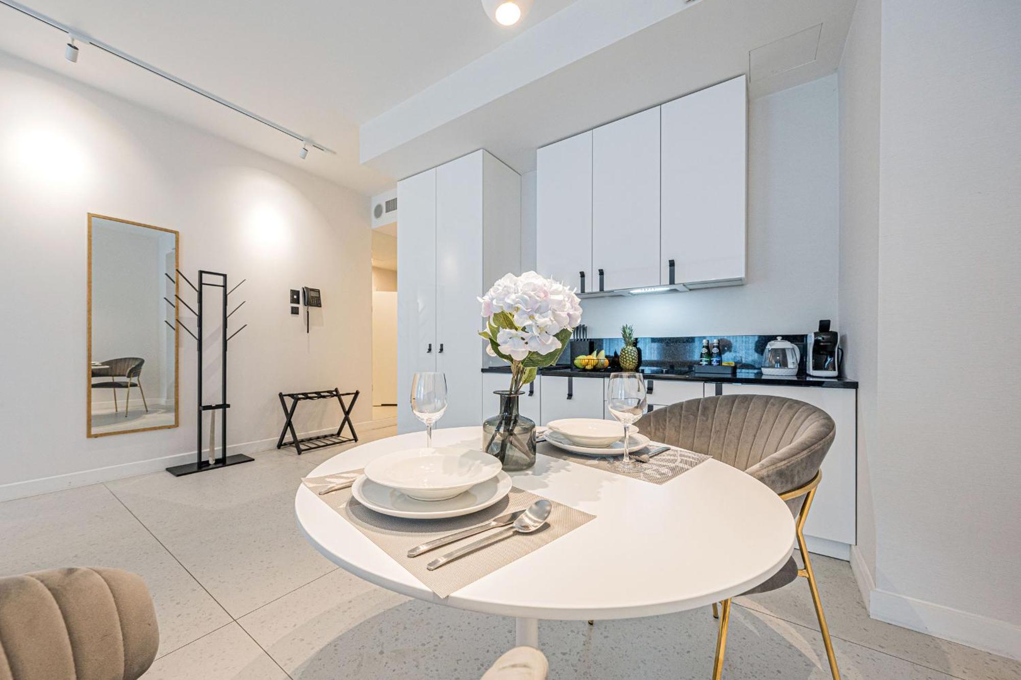 Deo Plaza Apartamenty Premium By Rent Like Home Gdansk Bagian luar foto